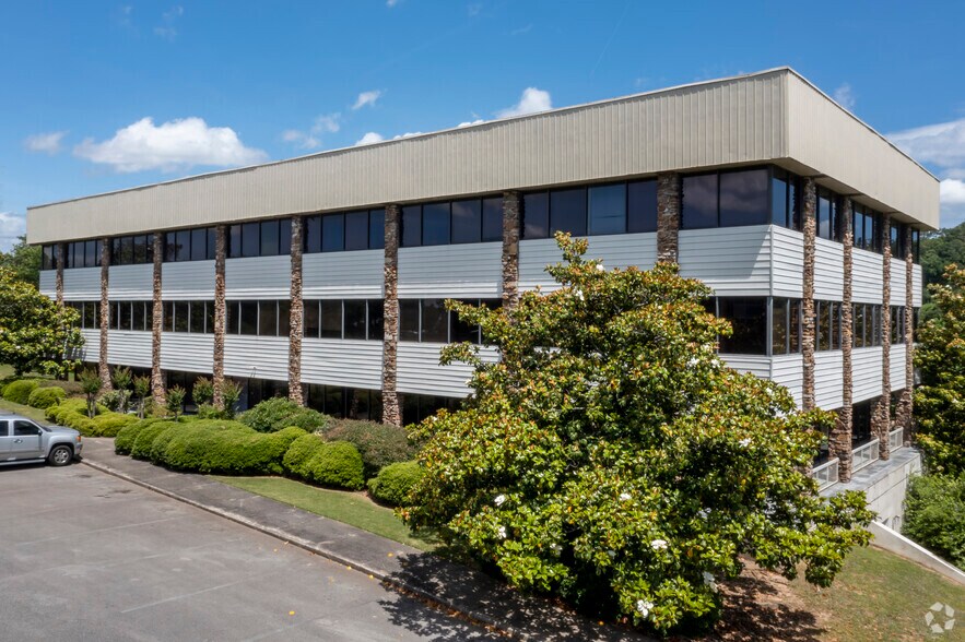 181 W Valley Ave, Birmingham, AL 35209 Lofts/Showrooms For Lease