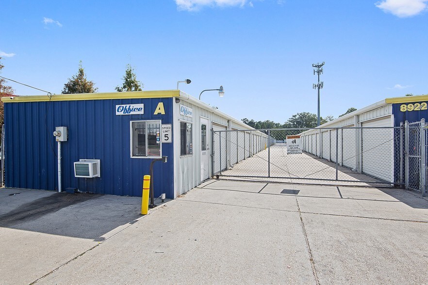 More Photos Of 8922 Greenwell Springs Rd, Baton Rouge Self Storage For Sale