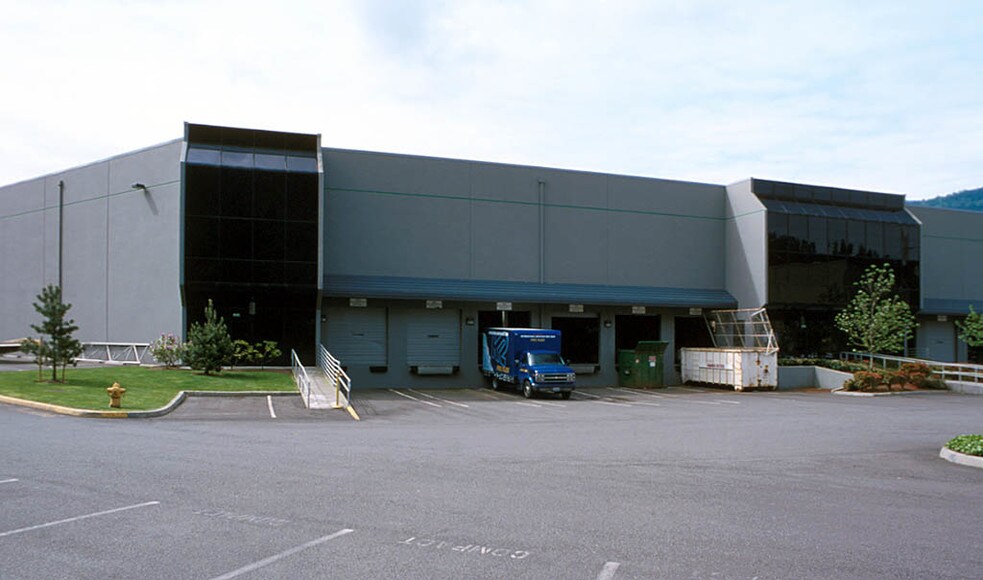 More Photos Of 8166-8180 304th Ave SE, Preston Unknown For Lease