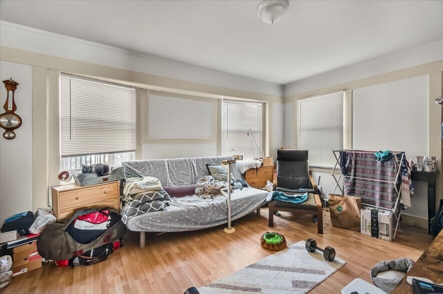 More Photos Of 1827-1829 Berkeley Way, Berkeley Apartments For Sale