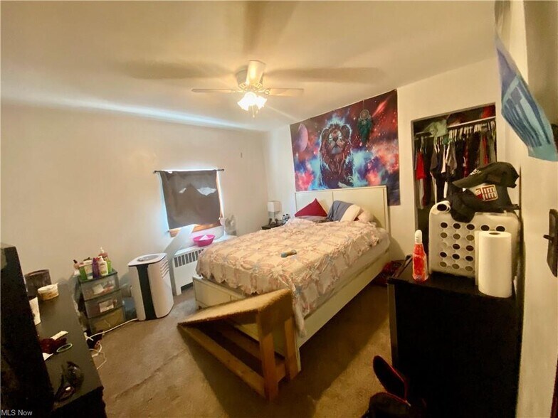 More Photos Of 2116 Charles St, Wellsburg Flex For Sale