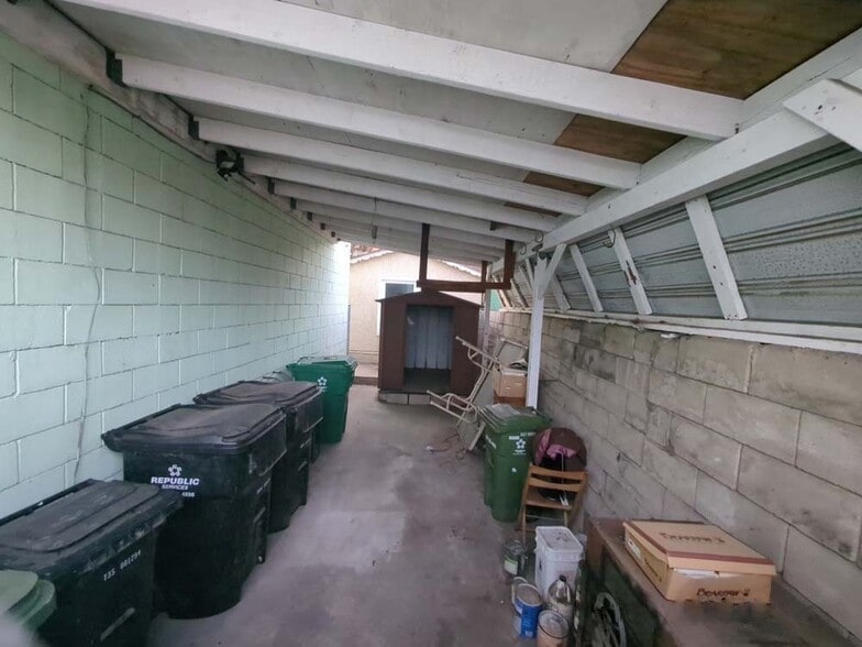 More Photos Of 702 Vesta St, Inglewood Manufacturing For Sale