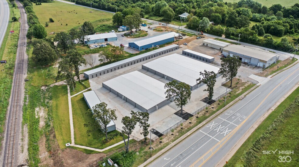 More Photos Of 753 W Pleasant Grove Rd, Rogers Self Storage For Sale