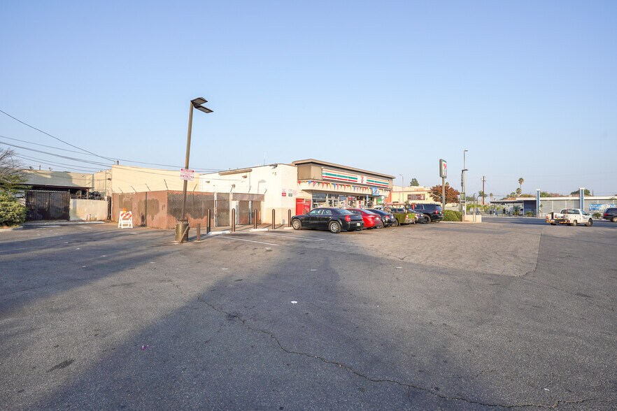 More Photos Of 6625 Lankershim Blvd, North Hollywood Convenience Store For Sale