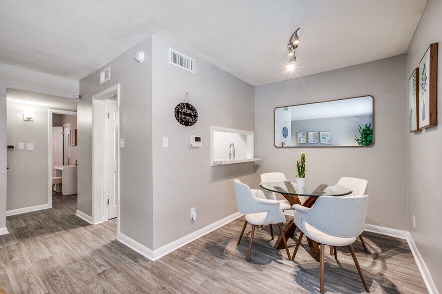 More Photos Of 8900 Chimney Rock Rd, Houston Apartments For Sale