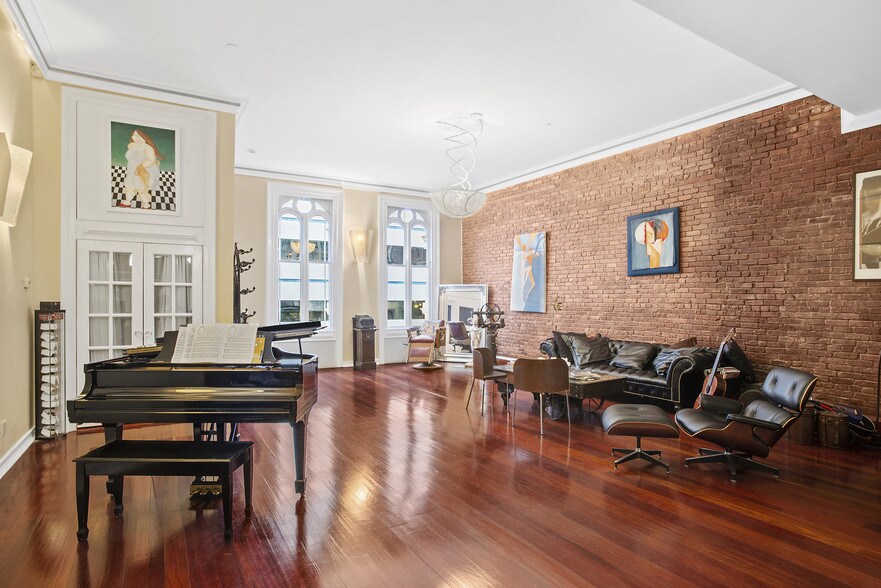More Photos Of 75 Murray St, New York Office Residential For Sale