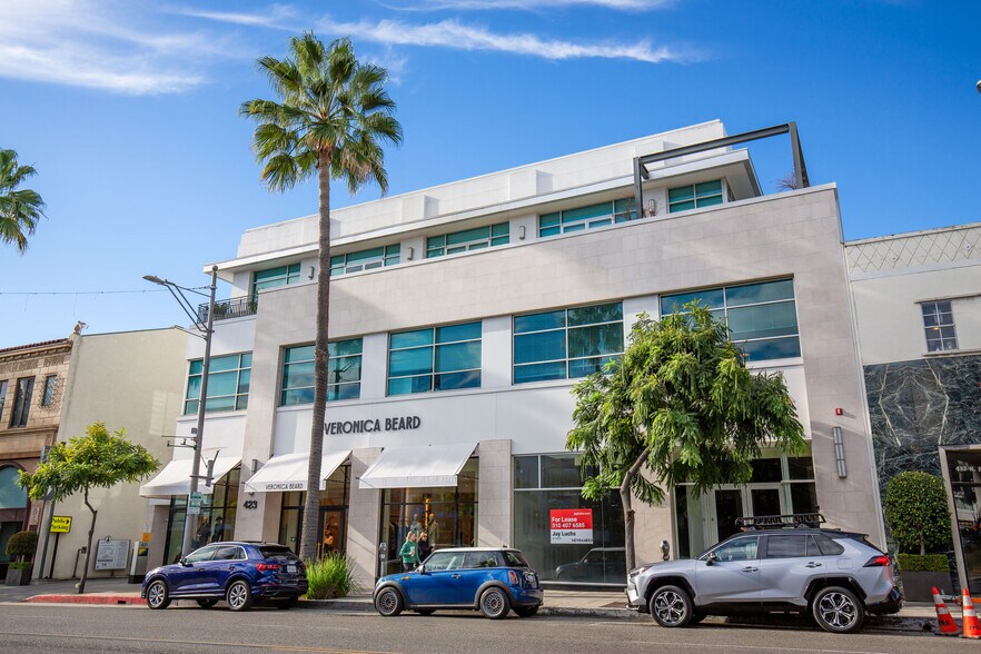 More Photos Of 423-427 N Beverly Dr, Beverly Hills Office For Lease