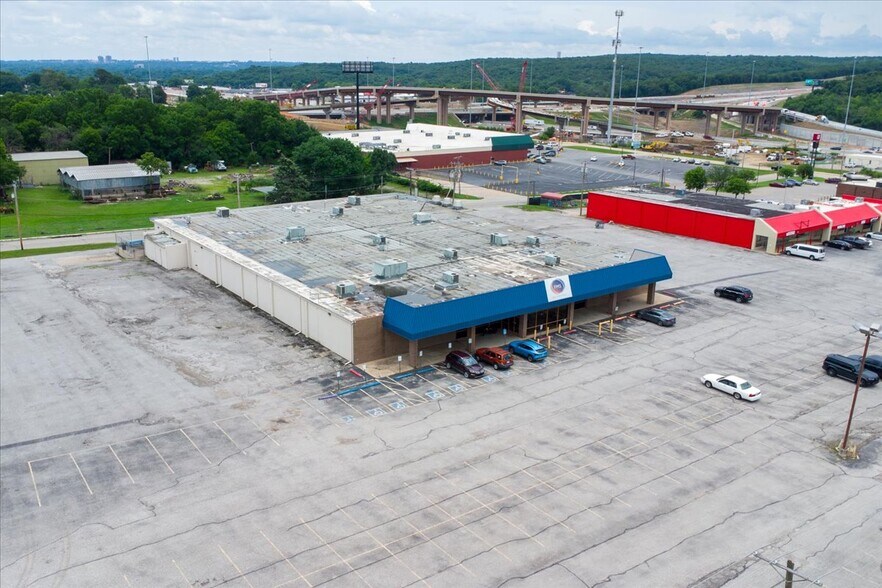 More Photos Of 4915 S Union Ave, Tulsa Office For Sale
