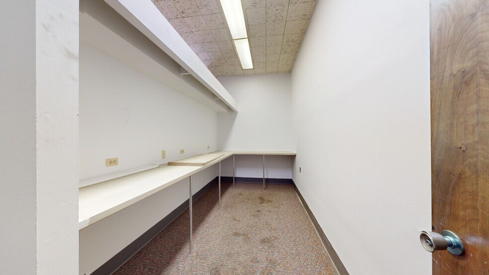 More Photos Of 152 Grant Ave, Vandergrift Storefront Retail Office For Lease