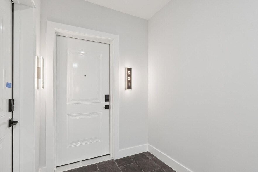 More Photos Of 34-40 Hudson St, Newark Apartments For Lease