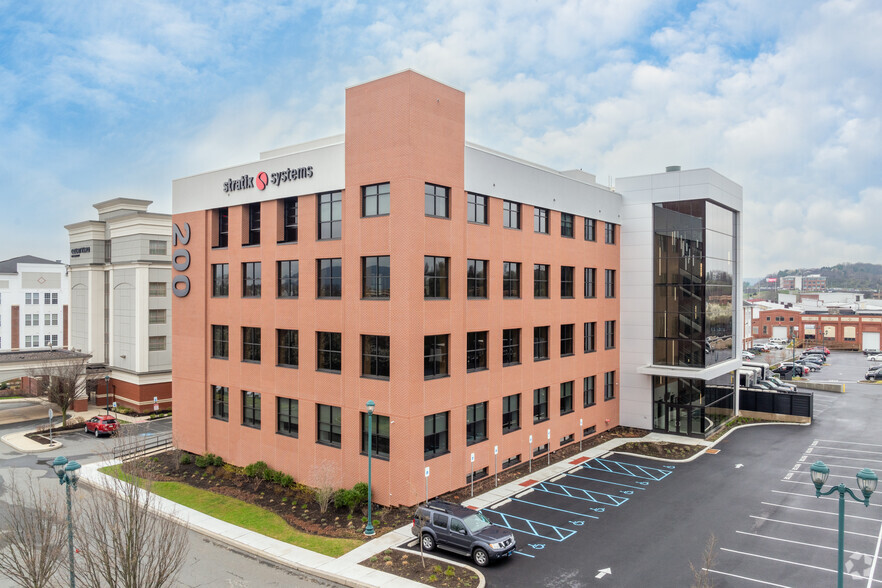 Primary Photo Of 200 N Park Rd, Wyomissing Office For Lease