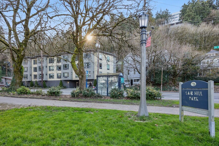 More Photos Of 2926 SW 4th Ave, Portland Apartments For Sale