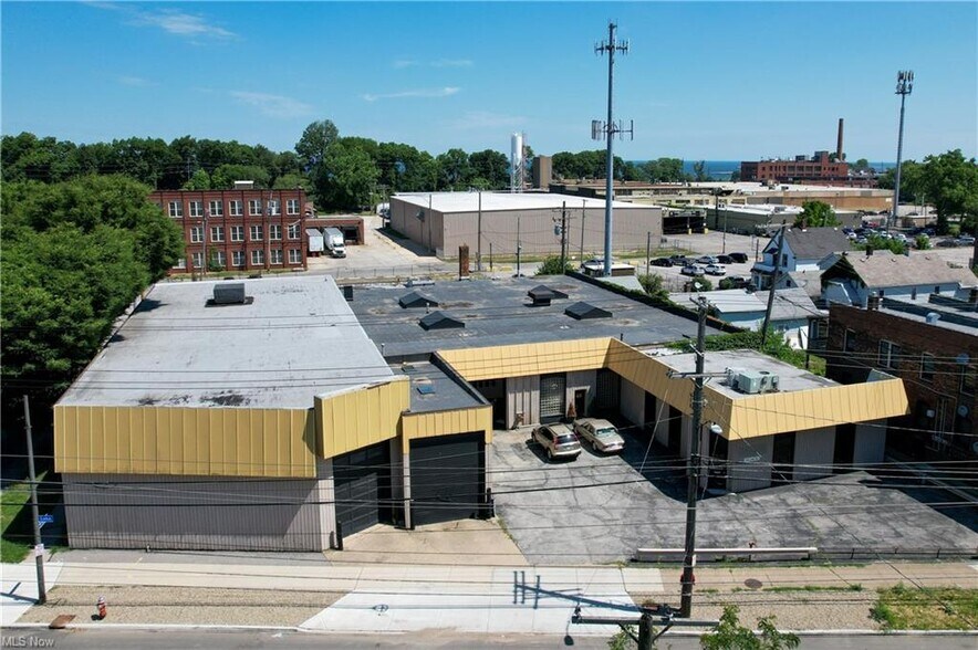 More Photos Of 8110 Lake Ave, Cleveland Manufacturing For Lease