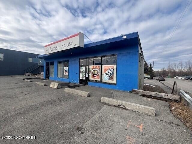More Photos Of 123 E Fireweed Ln, Anchorage Office For Lease