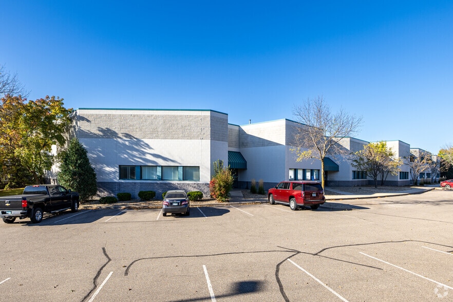 Primary Photo Of 4264-4280 E Norex Dr, Chaska Light Manufacturing For Lease