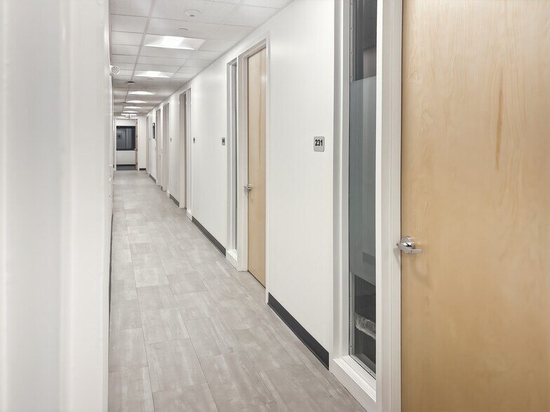 More Photos Of 1100 Cornwall Rd, South Brunswick Coworking Space