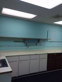 More Photos Of 32-40 Roosevelt Blvd, Marmora Office For Sale