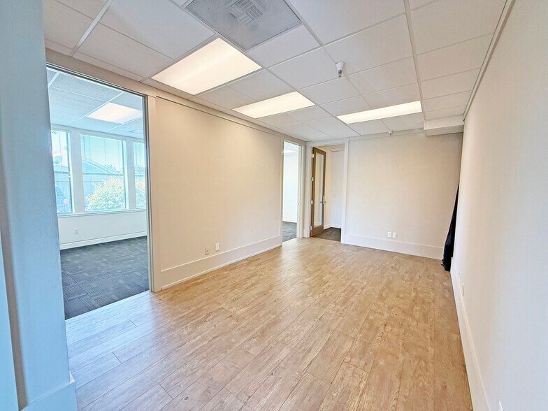 More Photos Of 1055 Broadway, Sonoma Office For Sale