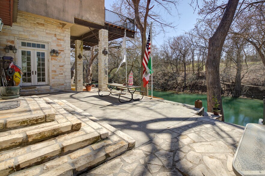 More Photos Of 1684 Rocky Riv, Canyon Lake Specialty For Sale