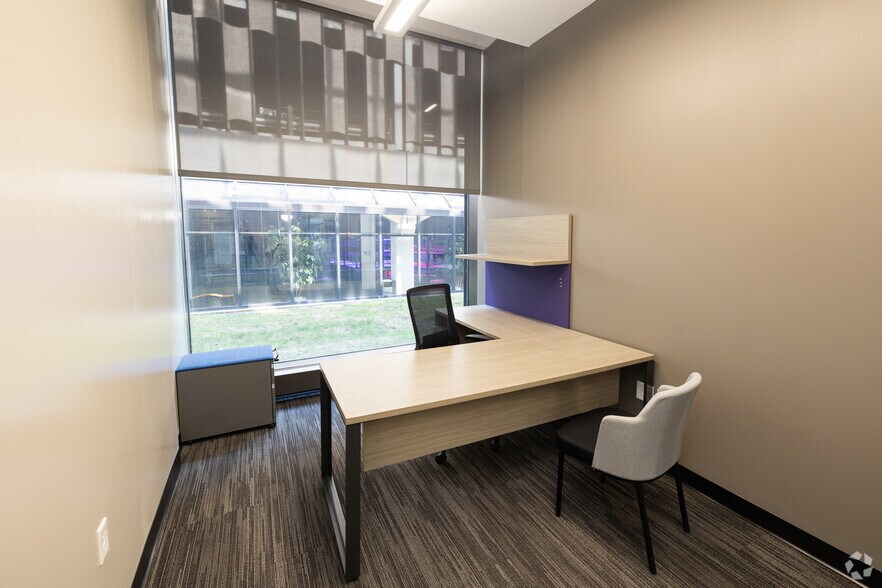 More Photos Of 200 N Saint Clair St, Toledo Office Residential For Lease