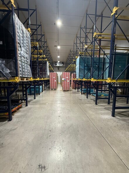 More Photos Of 8900 NW 35th Ln, Doral Warehouse For Lease