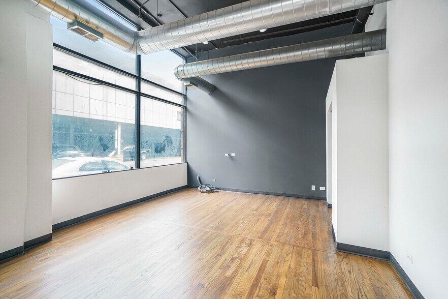 More Photos Of 161 W Harrison St, Chicago Apartments For Sale