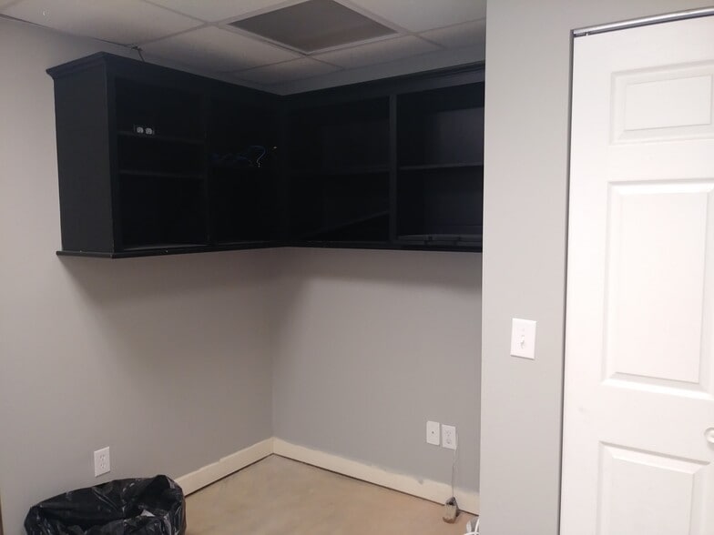 More Photos Of 199 N Main St, Rutherfordton Health Club For Lease