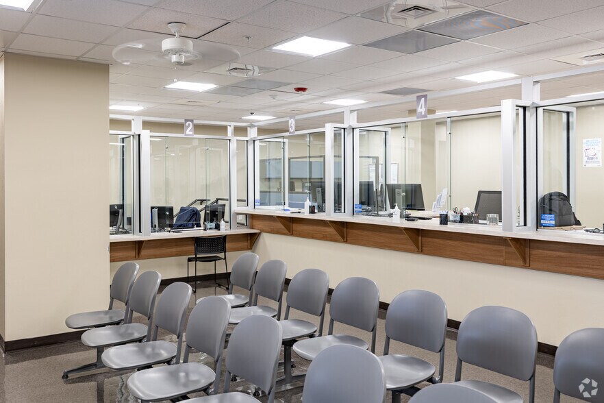 More Photos Of 3745 Broadway, Fort Myers Medical For Lease