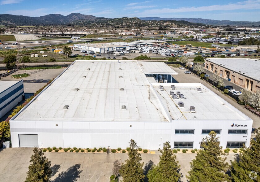 More Photos Of 5160 Fulton Dr, Fairfield Warehouse For Lease