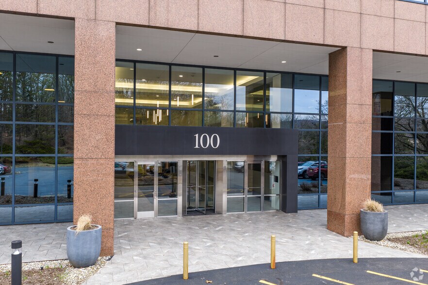 More Photos Of 100 Enterprise Dr, Rockaway Office For Lease