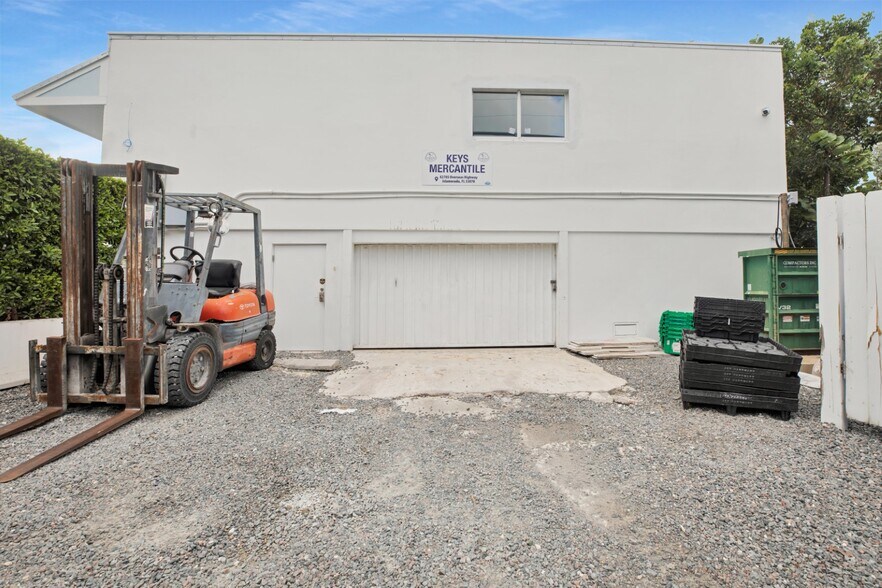 More Photos Of 82705 Overseas Hwy, Islamorada General Retail For Sale