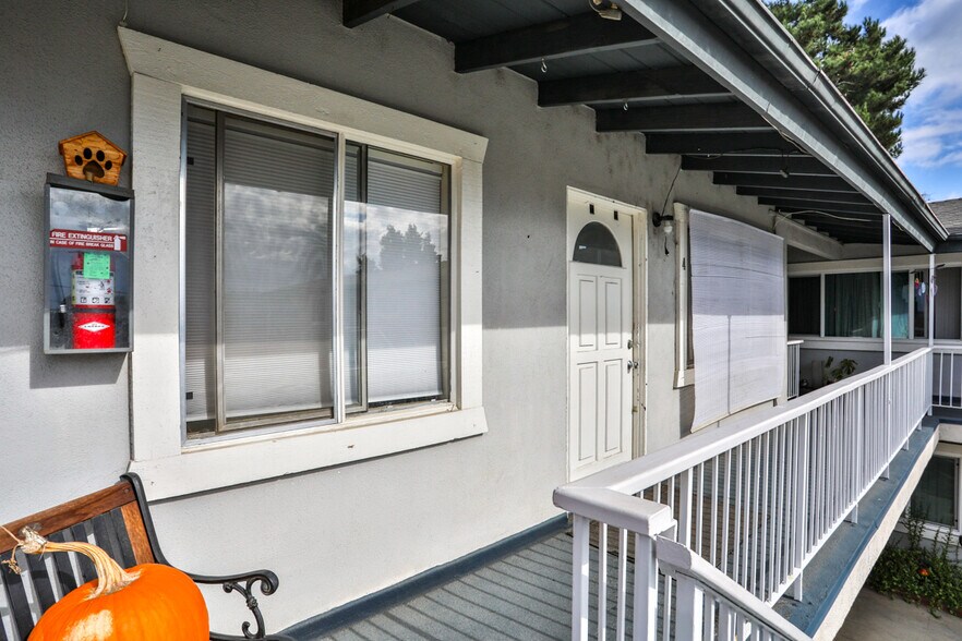 More Photos Of 310 W Mountain View Ave, Glendora Apartments For Sale