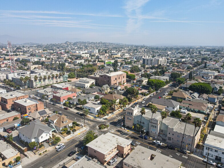 More Photos Of 203 S St Louis St, Los Angeles Apartments For Sale