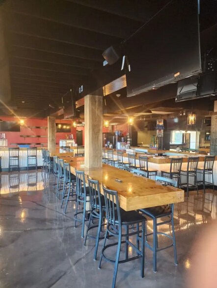 More Photos Of 1582 Highway 77, Gadsden Restaurant For Sale