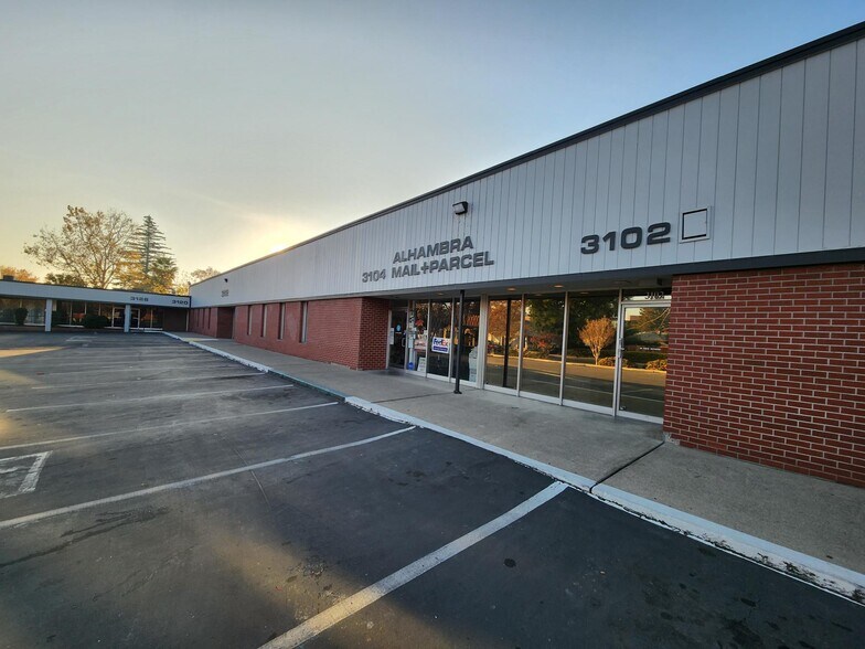 More Photos Of 3100-3128 O St, Sacramento Office For Lease