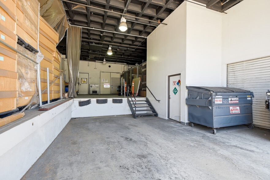 More Photos Of 403 S Raymond Ave, Pasadena Self Storage For Sale