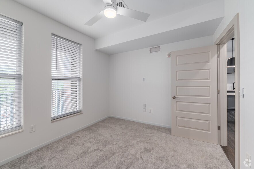 More Photos Of 2223 Lee Rd, Cleveland Apartments For Lease