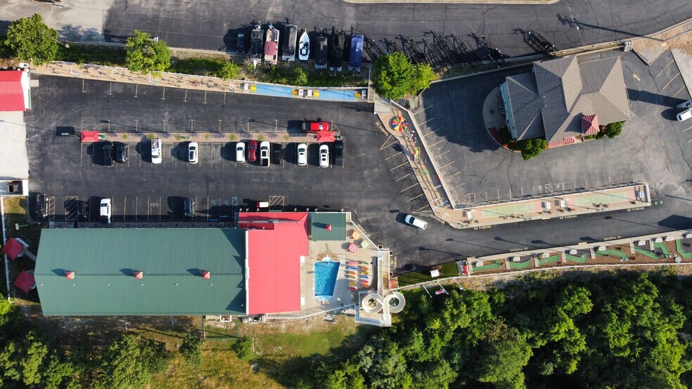 More Photos Of 3518 Osage Beach Pkwy, Osage Beach Hotel For Sale