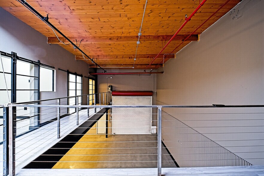 More Photos Of 4125 Market St, Ventura Light Manufacturing For Sale