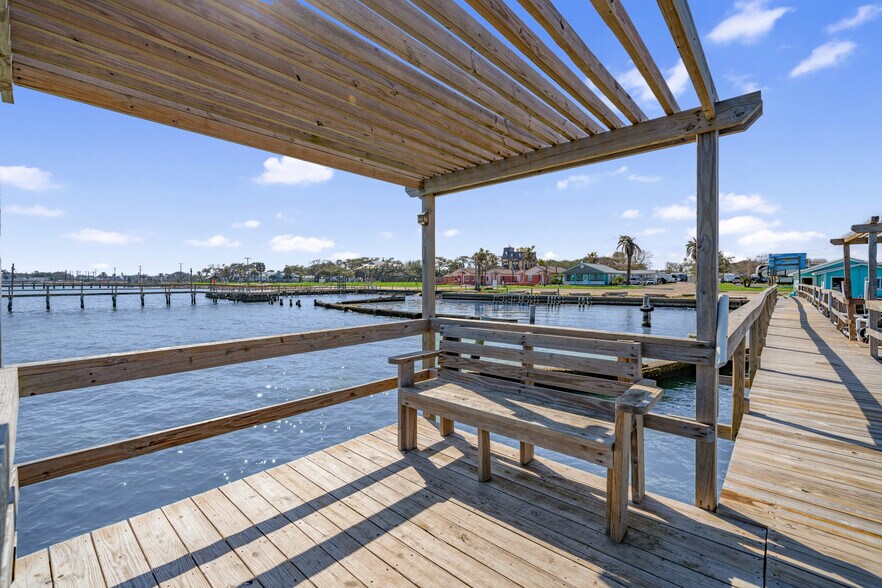 More Photos Of 301 S Fulton Beach, Rockport Trailer Camper Park For Sale