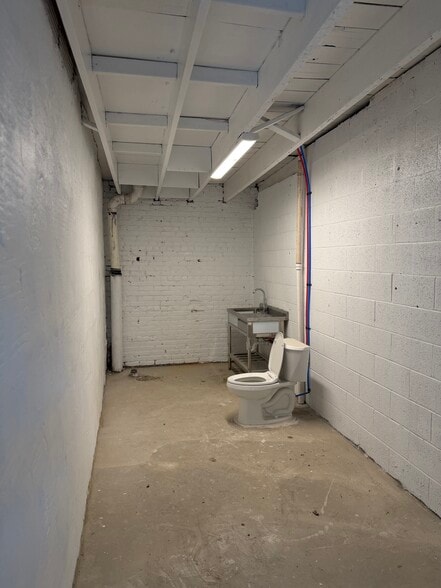 More Photos Of 80 Harrison Ave, Jersey City Light Distribution For Lease