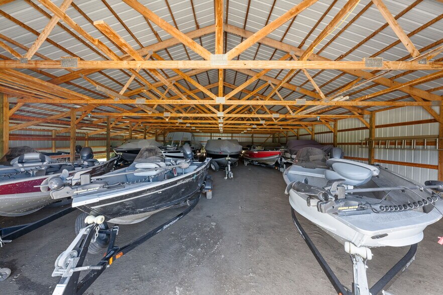 More Photos Of 9978 Gappa Rd, Kabetogama Hotel For Sale