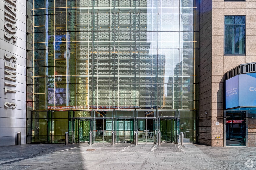 More Photos Of 3 Times Sq, New York Office For Lease
