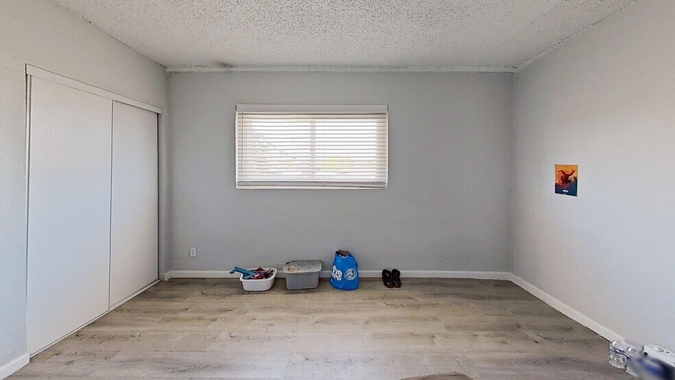 More Photos Of 2213 Sunrise Ave, Las Vegas Apartments For Sale