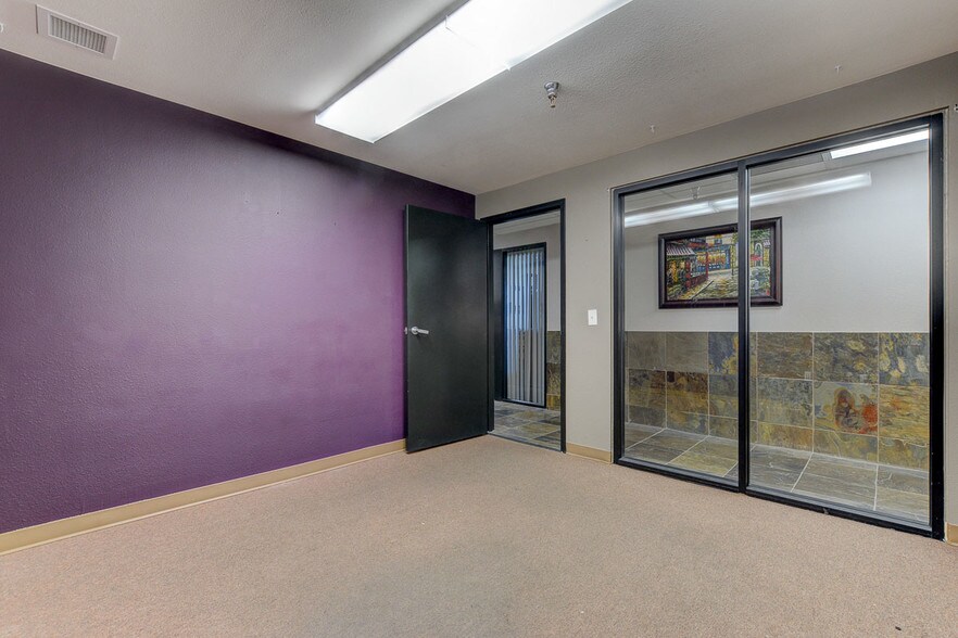 More Photos Of 2400-2402 N Tenaya Way, Las Vegas Office For Sale