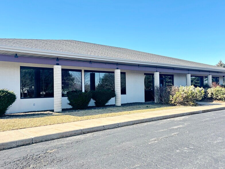 More Photos Of 5523 Integrity Way, Appleton Flex For Sale