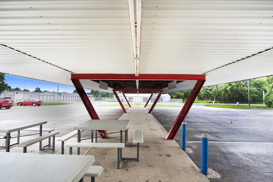 More Photos Of 28102 M 152, Dowagiac Restaurant For Sale