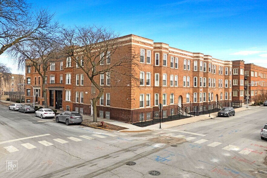 More Photos Of 4957 S Calumet Ave, Chicago Apartments For Sale