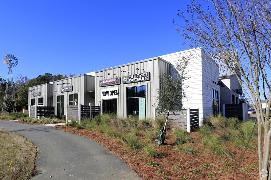 More Photos Of 2007 2nd Ave, Summerville Freestanding For Lease
