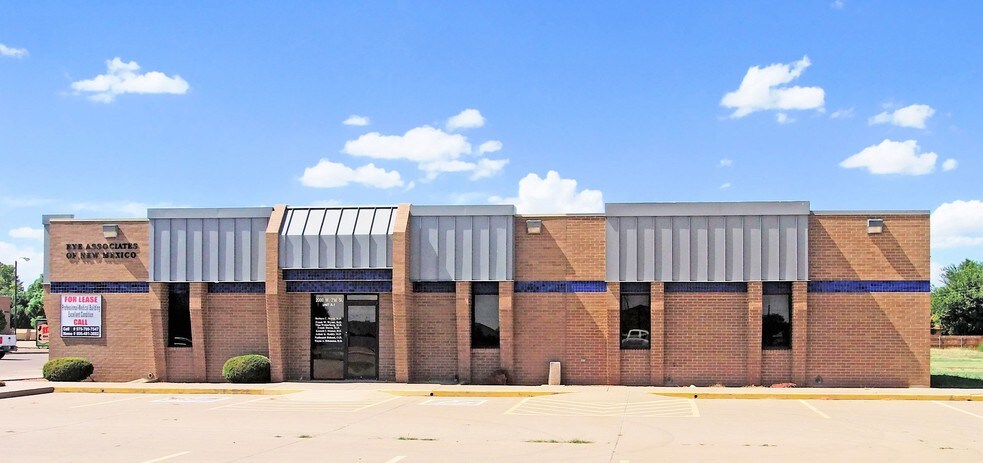More Photos Of 2000 W 21st St, Clovis Medical For Sale